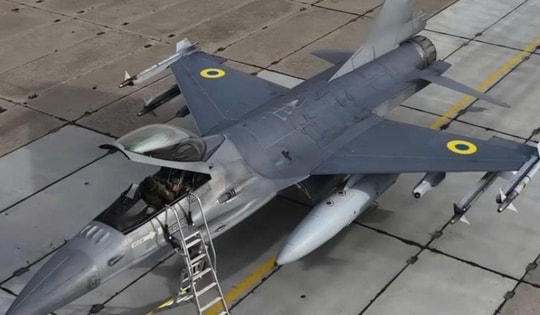 Phi công Ukraine 'tái lập trình' tư duy để chinh phục F-16 phương Tây