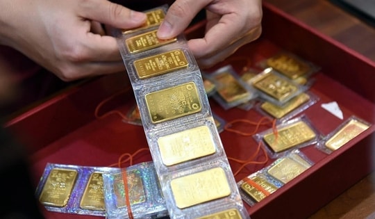 Chốt giá vàng hôm nay ngày 8/5 quay đầu giảm rất mạnh