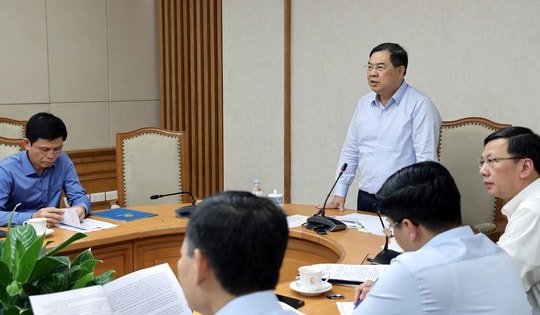 Đề xuất bổ sung sân bay Măng Đen, Vân Phong vào quy hoạch hàng không quốc gia
