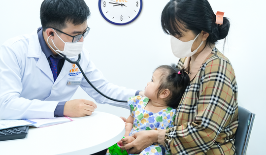 Bộ Y tế: Khám sức khỏe định kỳ ít nhất 1 năm/lần cho trẻ dưới 6 tuổi, có tầm soát tự kỷ