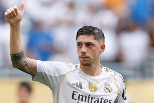 Đầu đập bàn, Federico Valverde phải nghỉ trận El Classico
