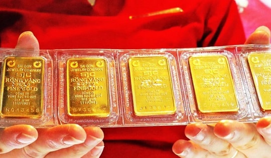 Chốt giá vàng hôm nay ngày 9/5 tiếp đà giảm mạnh