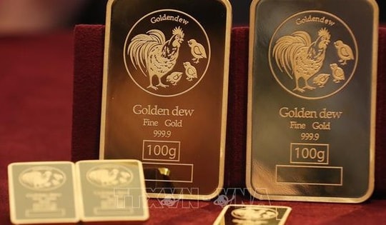 Giá vàng tăng 1,5 triệu đồng/lượng so với đầu tuần, đắt hơn giá thế giới 16 triệu đồng/lượng
