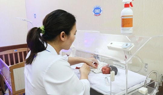 Hành trình 42 ngày giành lại sự sống cho em bé sinh non 28 tuần của bệnh viện Kiến An, Hải Phòng