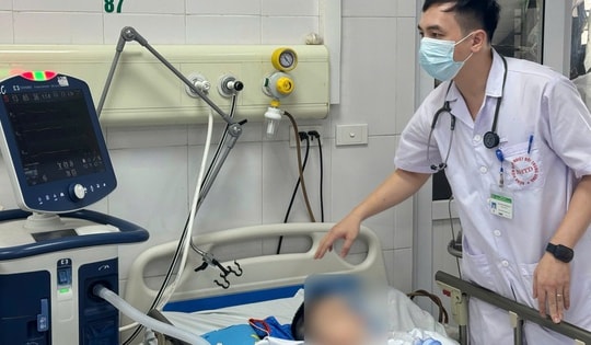 Thủy đậu biến chứng nhiễm khuẩn huyết, bé gái 6 tuổi nguy kịch
