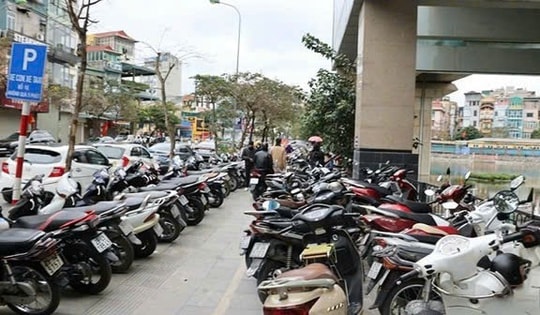 Hà Nội chính thức tăng phí sử dụng vỉa hè để trông xe