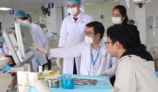 Đào tạo y khoa đặc thù và yêu cầu nhất quán trong logic tuyển sinh