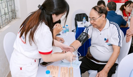Không ít trường hợp dưới 40 tuổi đã mắc căn bệnh 'kẻ giết người thầm lặng'