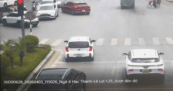 Quay đầu xe ở phần đường dành cho người đi bộ qua đường bị phạt bao nhiêu tiền?