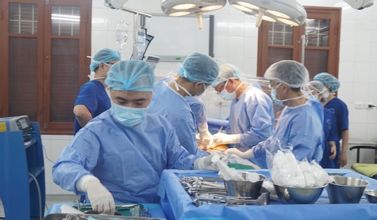 Ca ghép thận đặc biệt tại Bệnh viện Hữu Nghị Việt Tiệp