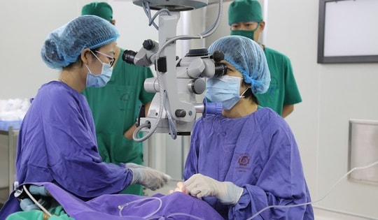 Lần đầu tiên ghép giác mạc từ người hiến chết não tại BVĐK Quảng Ninh