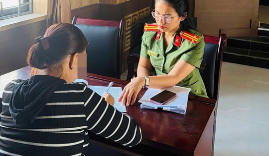 Xử phạt gần 370 triệu đồng với 7 đối tượng bán trái phép tài khoản ngân hàng