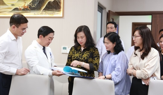 Bộ trưởng Bộ Y tế Đào Hồng Lan: Nghệ An cần đẩy mạnh tầm soát ung thư, chăm sóc sức khỏe 'từ sớm, từ xa'