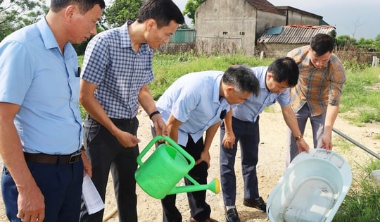 Thời tiết diễn biến phức tạp, Hà Tĩnh chủ động ngăn dịch sốt xuất huyết