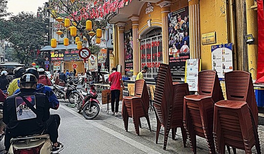 Hà Nội chuẩn bị thu phí vỉa hè: Không ít người dân đang nhầm lẫn điều này