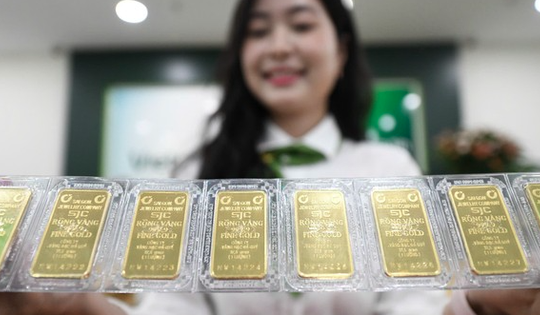Chốt giá vàng hôm nay ngày 18/5 tăng mạnh trở lại
