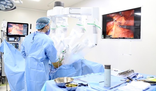 Cụ ông 74 tuổi vẫn quyết tâm chiến đấu với ung thư trực tràng