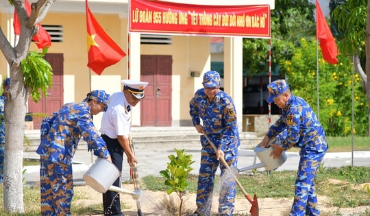 Lữ đoàn 955 phát động 'Tết trồng cây đời đời nhớ ơn Bác Hồ'