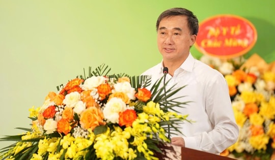 Thứ trưởng Trần Văn Thuấn: Xây dựng cơ sở y tế không khói thuốc không phải phong trào nhất thời, càng không thể dừng lại ở khẩu hiệu