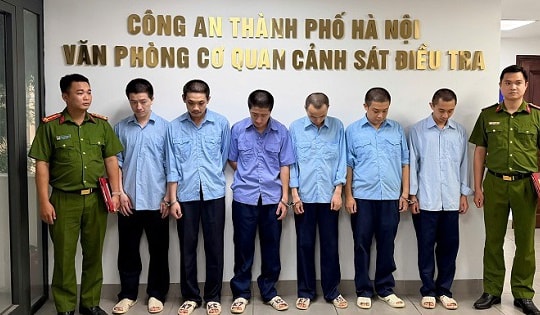 Phá đường dây buôn lậu khoảng 300kg vàng trị giá 1.200 tỷ đồng