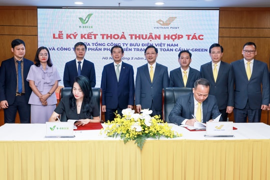 V-Green hợp tác Vietnam Post triển khai 16.000 tủ đổi pin xe máy điện