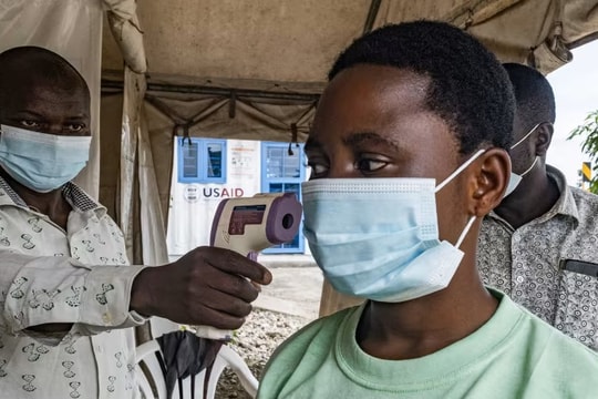 Giám đốc WHO lo ngại dịch Ebola có thể lan rộng