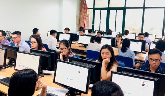 Đã nhận trợ cấp nghỉ việc theo Nghị định 178, trúng tuyển viên chức có phải hoàn trả tiền?