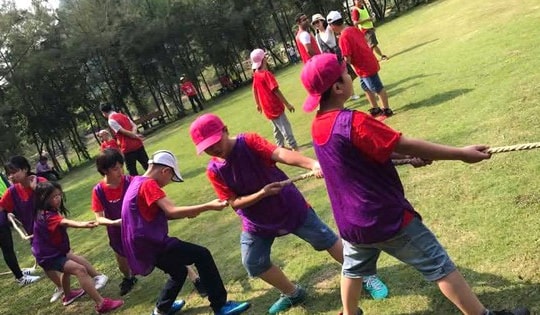 Thị trường trại hè bắt đầu sôi động và những lưu ý quan trọng cho phụ huynh