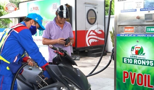 Vì sao người dùng còn e ngại xăng E10?