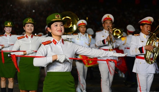 Nữ chiến sĩ Công an Nhân dân tỏa sáng ở Quảng Ninh