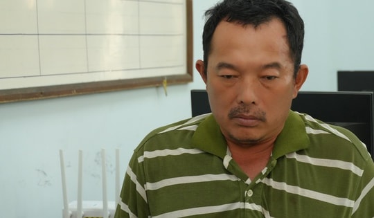 Nhớ lại mâu thuẫn cũ, gã đàn ông đâm tử vong con rể của hàng xóm