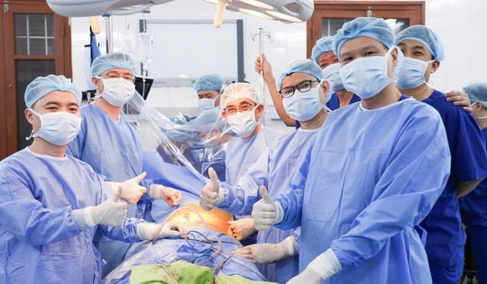 Bệnh viện Hữu nghị Việt Tiệp thực hiện ca ghép thận đầu tiên từ người hiến chết não