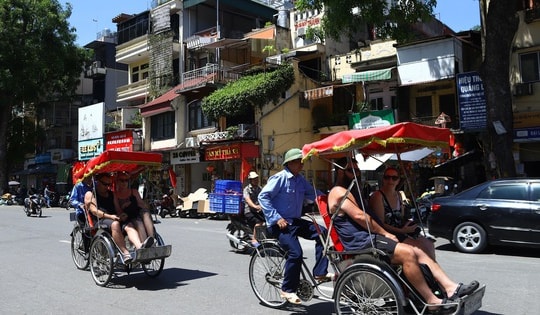Nhiệt độ mùa hè năm nay cao hơn, số ngày và đợt nắng nóng cũng dài hơn