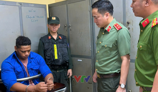 Bắt giữ hai nghi phạm bắn 2 người ngay trung tâm TPHCM