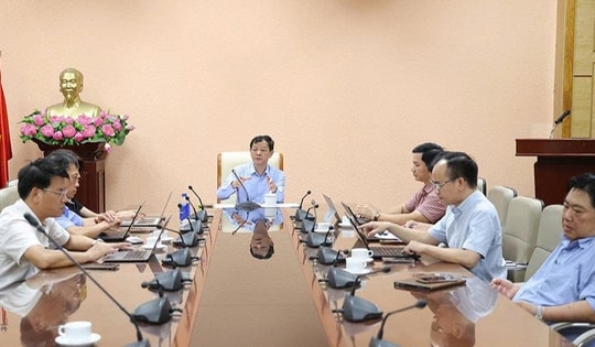 Bộ Y tế yêu cầu các đơn vị báo cáo tiến độ chuyển đổi số hằng tuần
