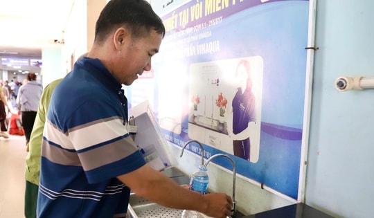 Tăng bàn khám, mở cửa từ 5 giờ sáng... để giảm áp lực cho bệnh nhân ung thư ngày nắng nóng