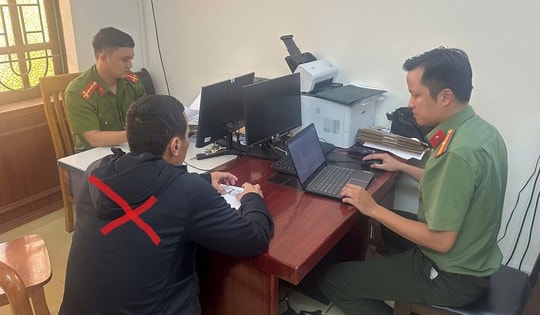 Đăng tải hình ảnh cá nhân ghép mặc quân phục công an, nam thanh niên ở Hải Phòng bị phạt 7,5 triệu đồng