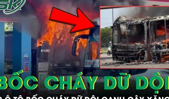 Hai ô tô bốc cháy dữ dội cạnh cây xăng giữa trưa nắng khiến nhiều người hoảng sợ