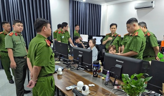 TPHCM liên tiếp phát hiện nhóm người nước ngoài nghi lừa đảo công nghệ cao