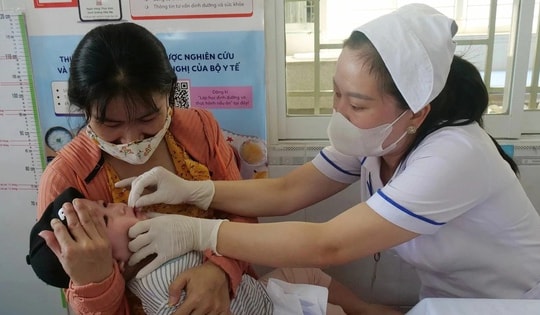 Có nên bổ sung vitamin A liều cao kéo dài cho trẻ?