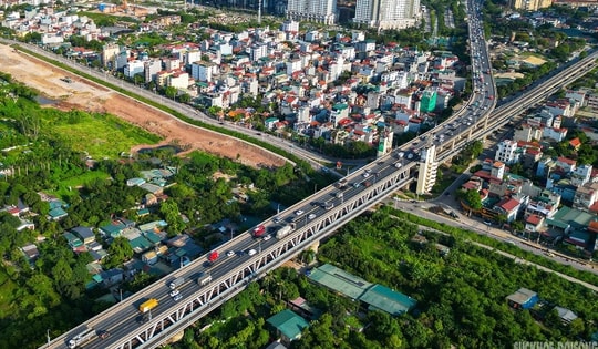 Công viên ven sông Hồng đầu tiên chính thức thi công