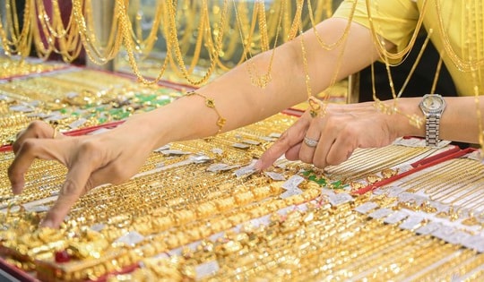 Chốt giá vàng hôm nay ngày 28/5 giảm dữ dội