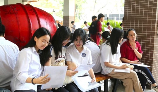Hơn 600 thí sinh vắng mặt trong buổi làm thủ tục thi lớp 10 tại Hà Nội