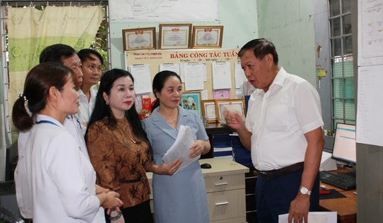 Thứ trưởng Đỗ Xuân Tuyên: Đưa y tế đến gần dân, lấy phòng bệnh làm trọng tâm