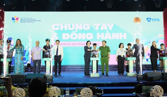 Phó Thủ tướng Phạm Thị Thanh Trà phát động chương trình bảo vệ trẻ em trên môi trường mạng