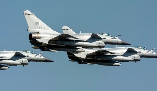 Thực hư việc tiêm kích J-10 Pakistan bắn hạ 9 máy bay Eurofighter Typhoon