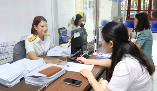 Thuê nhà trả tiền 3 tháng, 6 tháng/lần, kê khai thuế ra sao?