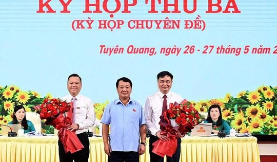 Thủ tướng phê chuẩn kết quả bầu 2 Phó Chủ tịch tỉnh Tuyên Quang