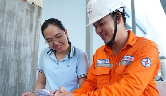 TPHCM yêu cầu tiết kiệm điện mạnh hơn trong mùa nắng nóng, khuyến khích lắp điện mặt trời mái nhà