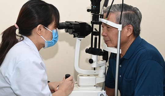 Chăm sóc sức khỏe cho gia đình chính sách, người có công hướng tới 'Tháng tri ân'